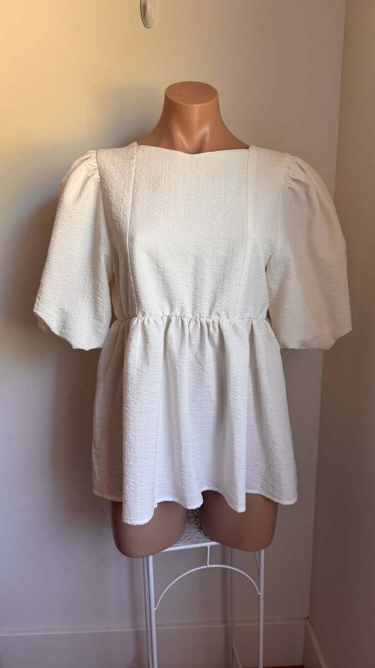 Azul by Moussy Textured Puff Sleeve Peplum Blouse Medium NWT